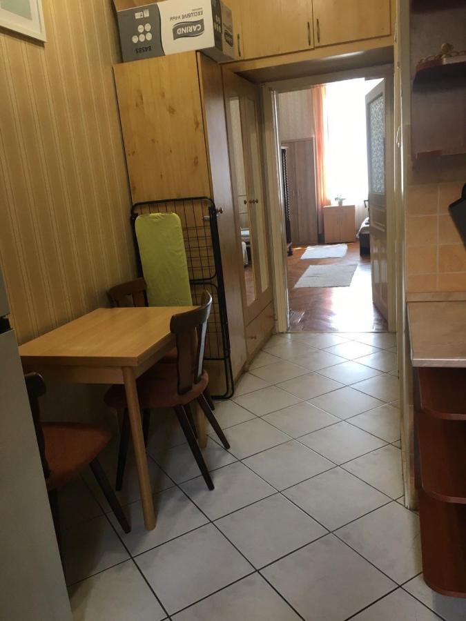Cozy Flat At Stadionok M Station Budapeszt Zewnętrze zdjęcie